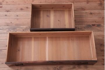 アンティーク家具　古民具・骨董　明治〜大正　前面欅材の漆塗り大川箪笥(水屋箪笥)