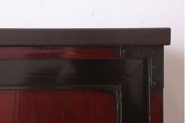 アンティーク家具　古民具・骨董　明治〜大正　前面欅材の漆塗り大川箪笥(水屋箪笥)