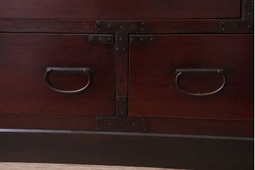 アンティーク家具　古民具・骨董　明治〜大正　前面欅材の漆塗り大川箪笥(水屋箪笥)
