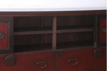 アンティーク家具　古民具・骨董　明治〜大正　前面欅材の漆塗り大川箪笥(水屋箪笥)