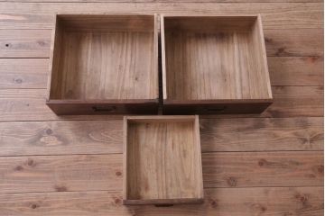 アンティーク家具　古民具・骨董　大正期　桑材製!上手物の高級アンティーク飾り棚