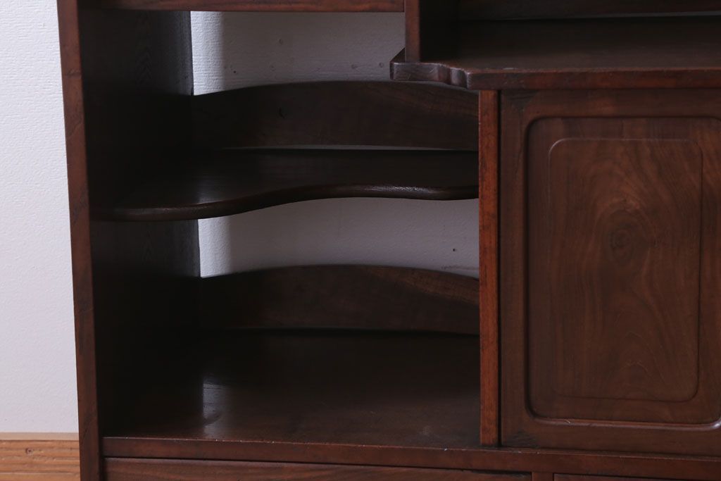 アンティーク家具　古民具・骨董　大正期　桑材製!上手物の高級アンティーク飾り棚