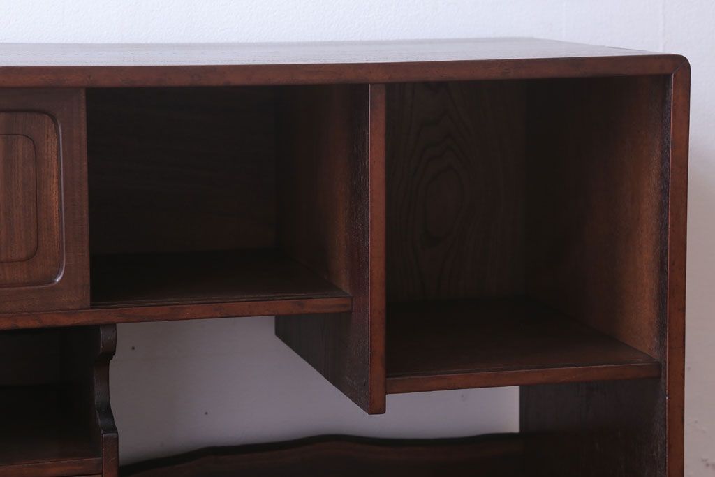 アンティーク家具　古民具・骨董　大正期　桑材製!上手物の高級アンティーク飾り棚