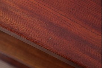 アンティーク家具　和製アンティーク　透かし彫り入り!三方欅材の茶棚(飾り棚)