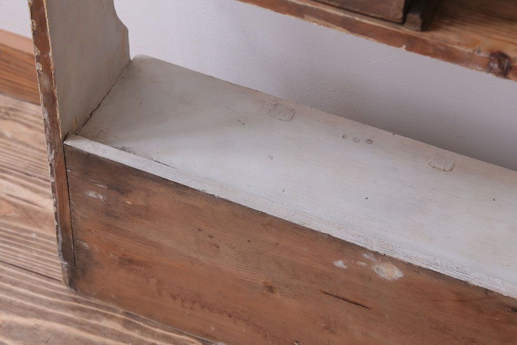 アンティーク家具　海外アンティーク　デザインガラス入り!古いペイント壁掛け戸棚