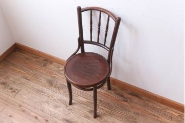 アンティーク家具　イギリスアンティーク　スピンドルバック　ベントウッドチェア(2)