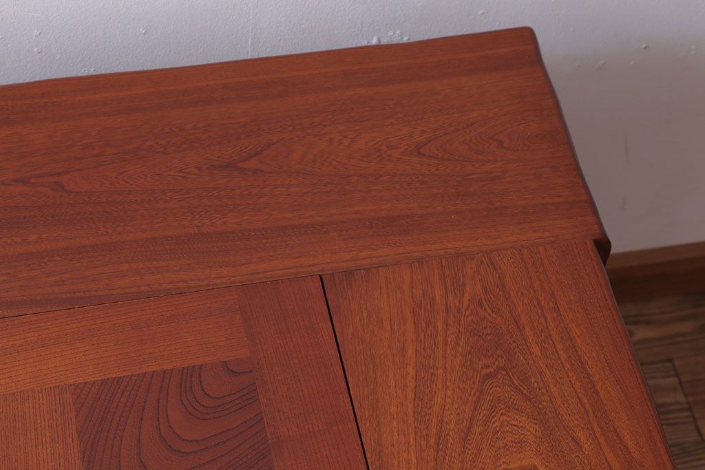 アンティーク雑貨　中古　伝統木芸士　石橋武士作　欅製　炉付きテーブル(定価65万円)