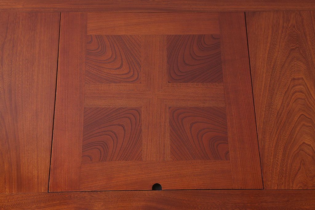 アンティーク雑貨　中古　伝統木芸士　石橋武士作　欅製　炉付きテーブル(定価65万円)