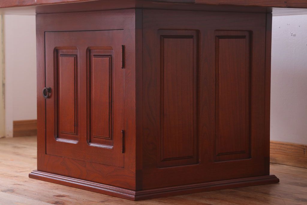 アンティーク雑貨　中古　伝統木芸士　石橋武士作　欅製　炉付きテーブル(定価65万円)