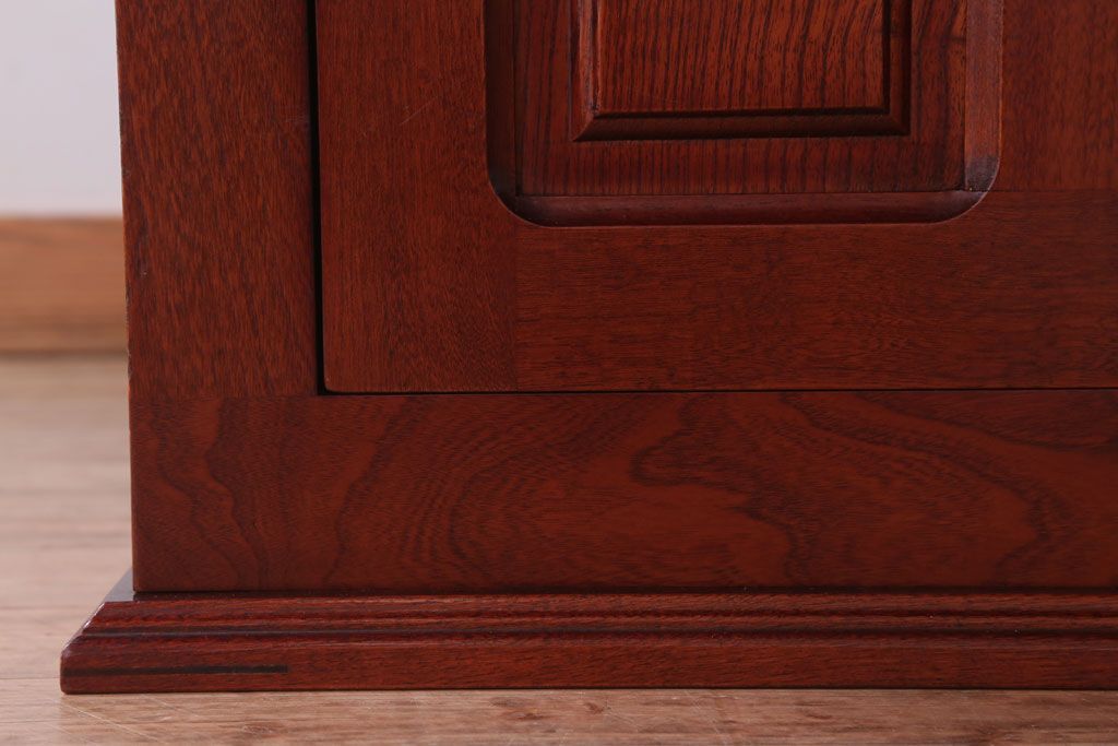 アンティーク雑貨　中古　伝統木芸士　石橋武士作　欅製　炉付きテーブル(定価65万円)