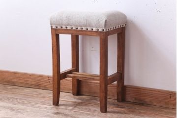 レトロ家具　和製アンティーク　アンティークリネン!クッション座面のシンプルでレトロな角スツール
