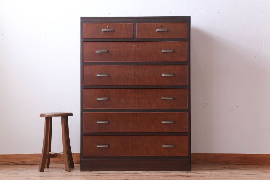 レトロ家具　昭和レトロ　シンプルデザイン!古い木のアンティークチェスト