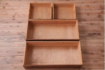 レトロ家具　昭和レトロ　シンプルデザイン!古い木のアンティークチェスト