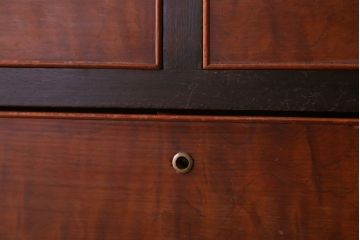 レトロ家具　昭和レトロ　シンプルデザイン!古い木のアンティークチェスト