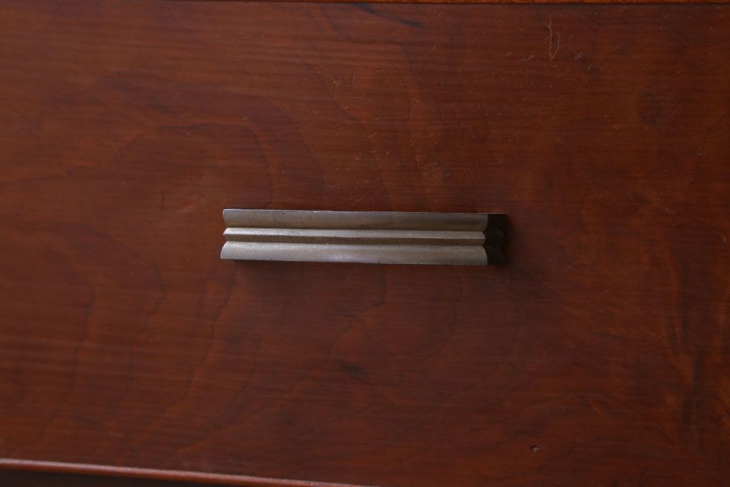 レトロ家具　昭和レトロ　シンプルデザイン!古い木のアンティークチェスト