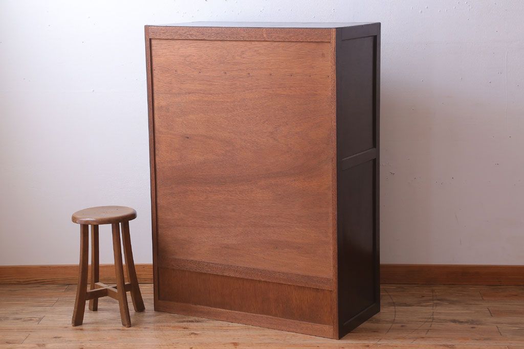 レトロ家具　昭和レトロ　シンプルデザイン!古い木のアンティークチェスト