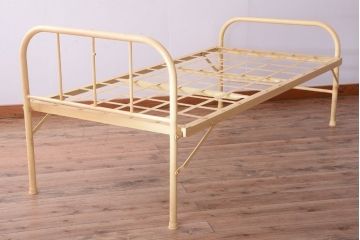 アンティーク家具　アンティークペイント　アイアンフレームの折り畳み式ベッド