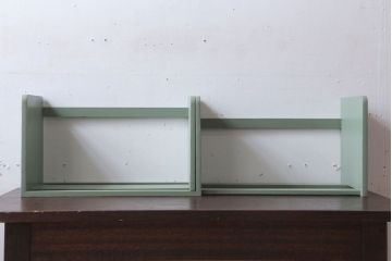 アンティーク雑貨　アンティークペイント　グレーがかったグリーンのスライド本立て
