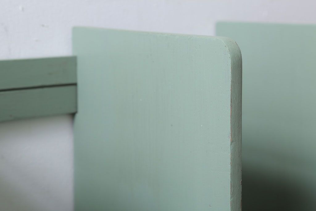 アンティーク雑貨　アンティークペイント　グレーがかったグリーンのスライド本立て