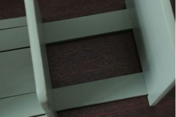 アンティーク雑貨　アンティークペイント　グレーがかったグリーンのスライド本立て