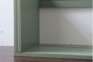 アンティーク雑貨　アンティークペイント　グレーがかったグリーンのスライド本立て