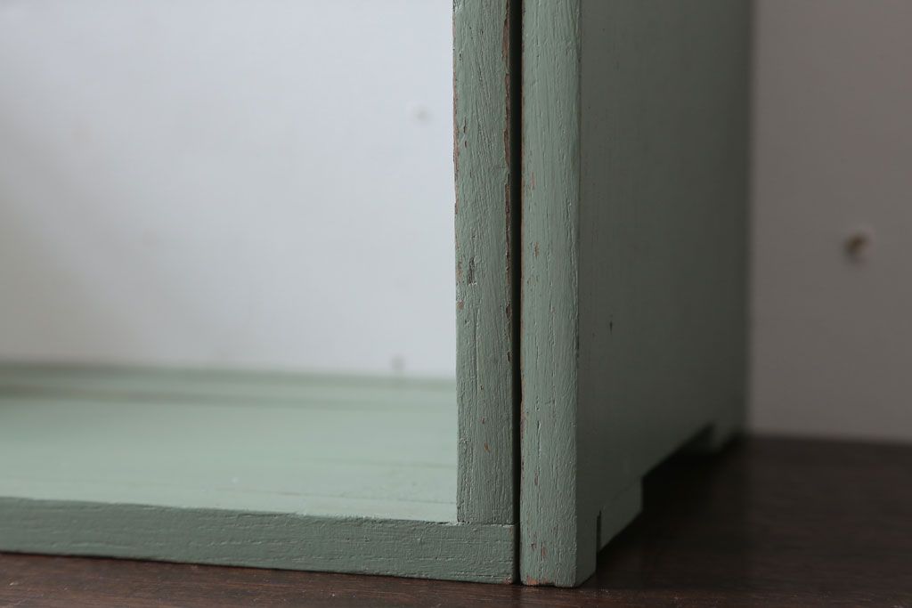 アンティーク雑貨　アンティークペイント　グレーがかったグリーンのスライド本立て