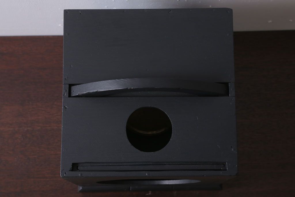 アンティーク雑貨　アンティークペイント　つや消しブラックの有明行灯