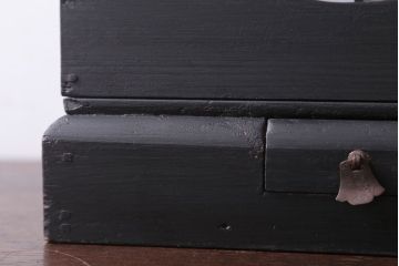 アンティーク雑貨　アンティークペイント　つや消しブラックの有明行灯