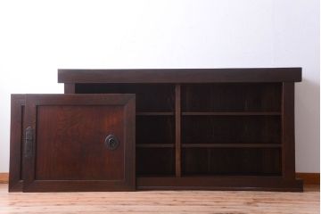 アンティーク家具　古民具・骨董　鏡板玉杢材!前面欅の上手物水屋箪笥サイドボード(水屋箪笥)