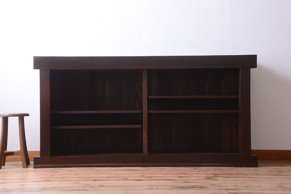 アンティーク家具　古民具・骨董　鏡板玉杢材!前面欅の上手物水屋箪笥サイドボード(水屋箪笥)