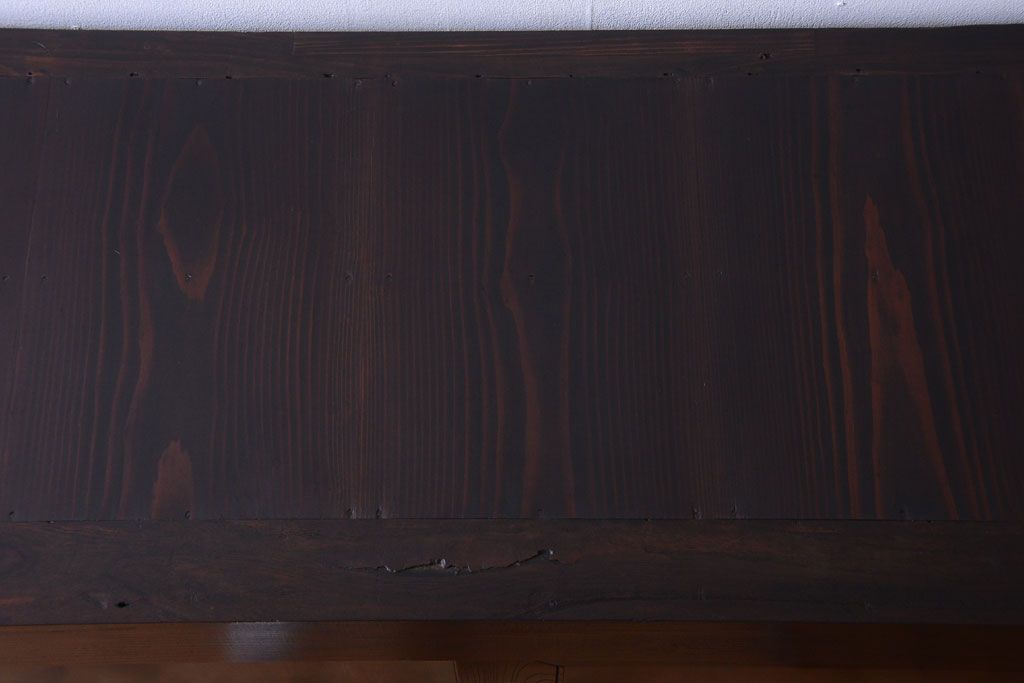 アンティーク家具　古民具・骨董　鏡板玉杢材!前面欅の上手物水屋箪笥サイドボード(水屋箪笥)