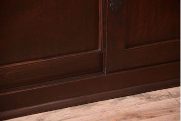 アンティーク家具　古民具・骨董　鏡板玉杢材!前面欅の上手物水屋箪笥サイドボード(水屋箪笥)