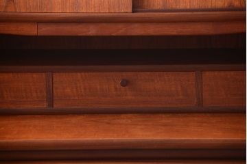 ヴィンテージ家具　北欧ビンテージ　作業台付き!上品なドレッシングチェスト