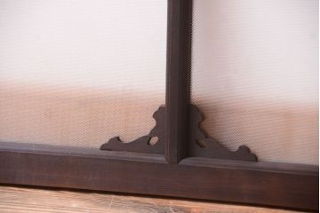 大正ロマン　上品なレトロガラス入りの木製明り取り