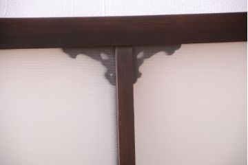大正ロマン　上品なレトロガラス入りの木製明り取り