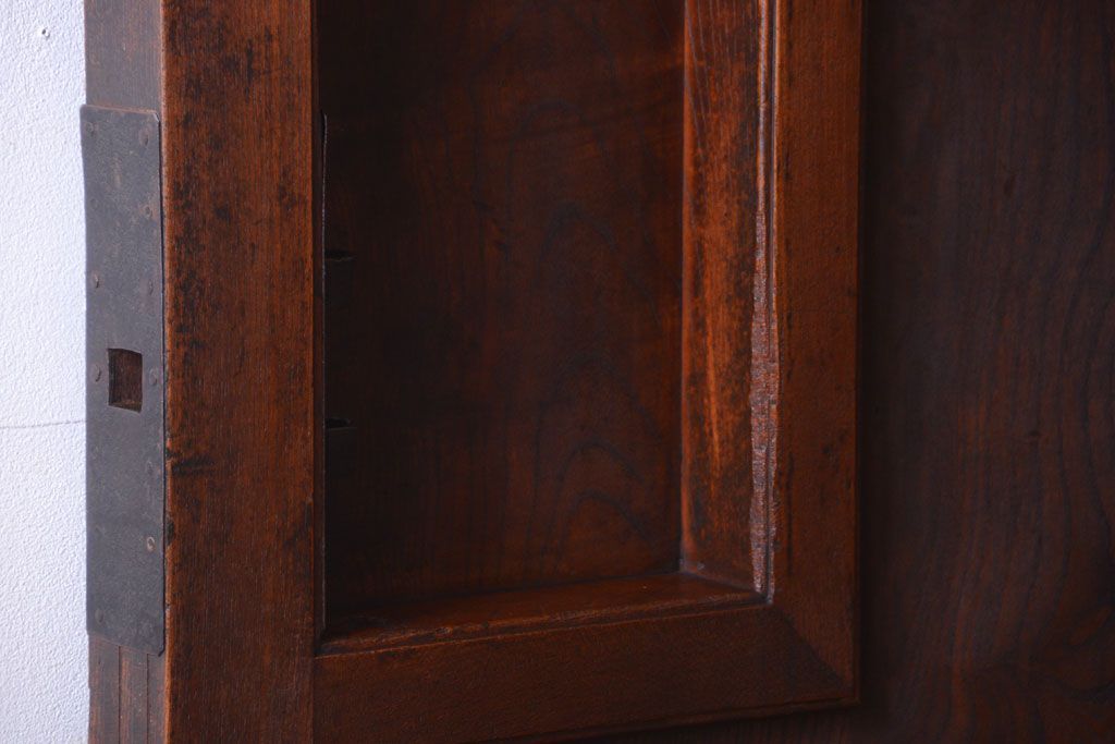 和製アンティーク　玉杢一枚板の総欅蔵戸