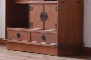 中古　民芸家具　上品な木味の屋久杉製収納棚(2)