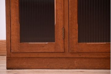 アンティーク家具　和製アンティーク　モールガラス入り!ネームプレート付きの古いロッカー