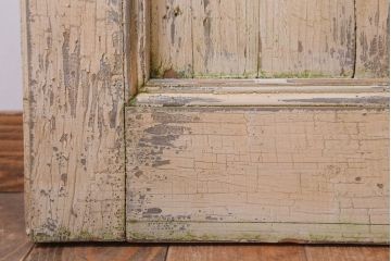 アンティーク　オリジナルペイントのおしゃれなドア