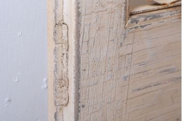 アンティーク　オリジナルペイントのおしゃれなドア