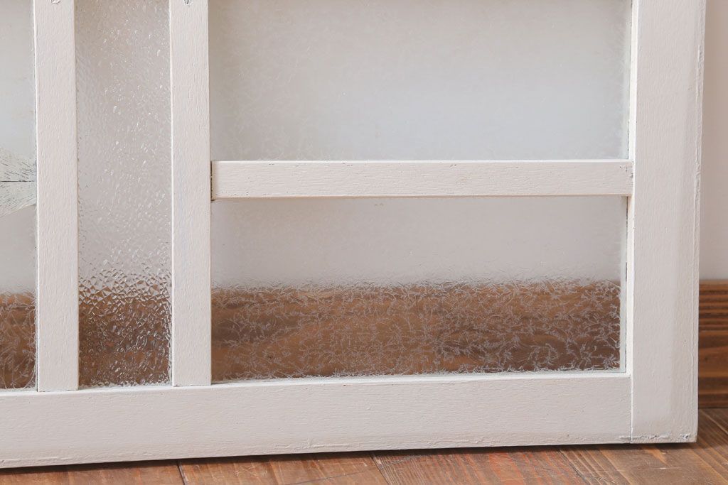 アンティーク　結霜・ダイヤガラス入り!ペイント明り取り