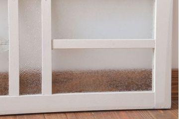 アンティーク　結霜・ダイヤガラス入り!ペイント明り取り