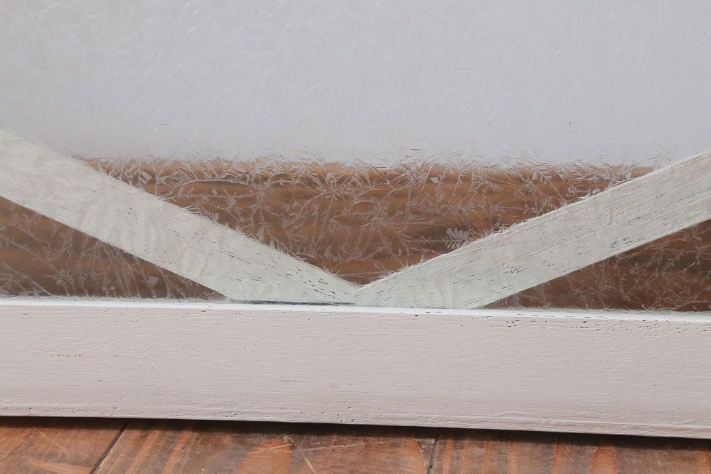 アンティーク　結霜・ダイヤガラス入り!ペイント明り取り