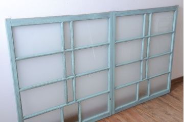 アンティークペイント　すり・ダイヤガラス入り!ガラス戸2枚セット(窓)(1)