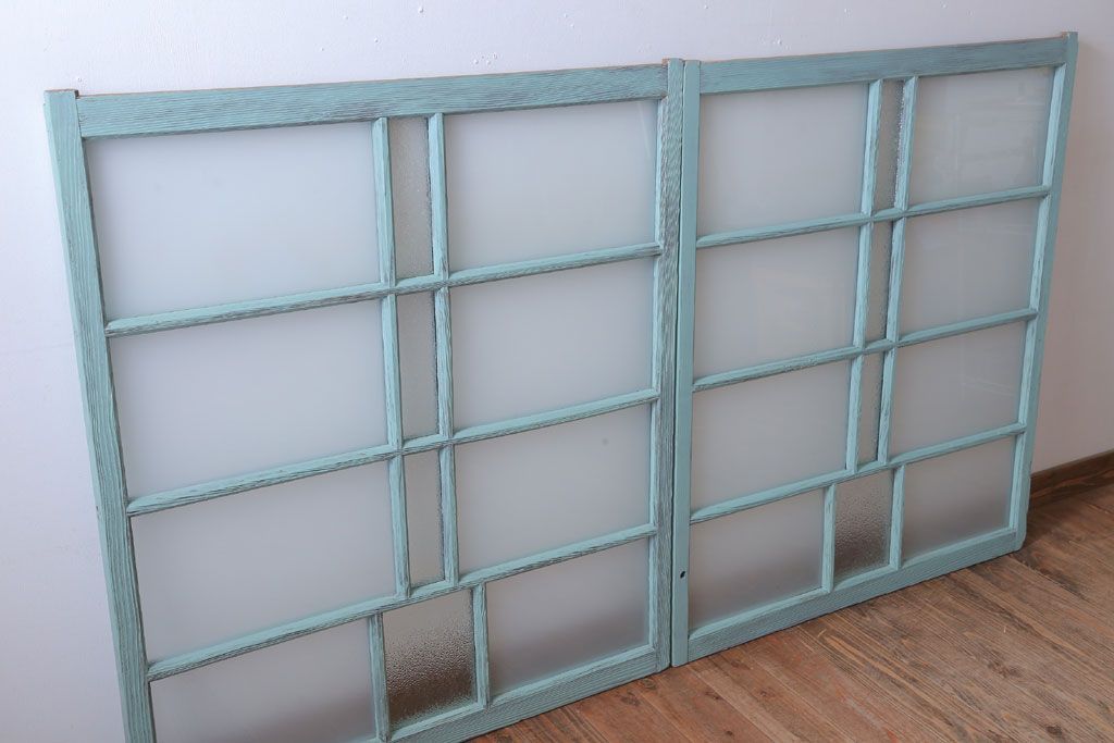 アンティークペイント　すり・ダイヤガラス入り!ガラス戸2枚セット(窓)(2)