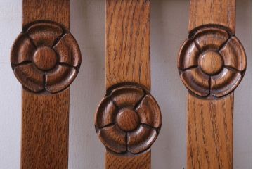 ヴィンテージ家具　イギリスビンテージ　オーク材のダイニングチェア(2)