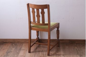 ヴィンテージ家具　イギリスビンテージ　オーク材のダイニングチェア(3)