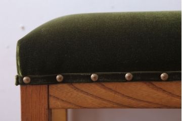 レトロ家具　アンティーク　古い木のレトロなクッション座面角スツール