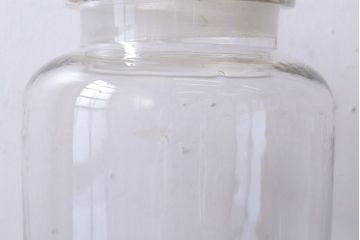 アンティーク雑貨　昭和レトロ　ガラス蓋とブリキ蓋のガラス瓶2個セット