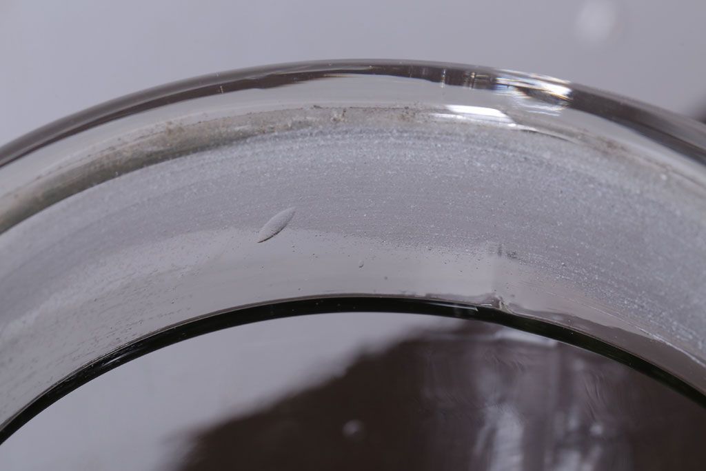 アンティーク雑貨　昭和レトロ　ガラス蓋とブリキ蓋のガラス瓶2個セット